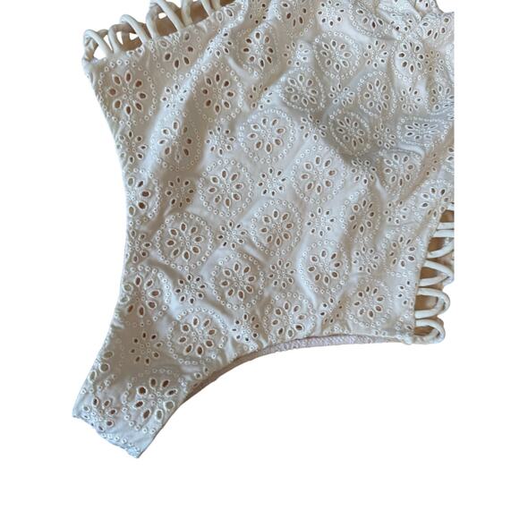 Amuse Society white side lace up one piece swimsuit - Picture 5 of 8